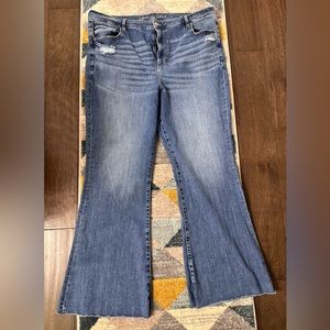 American Eagle Super Hi Rise Flare Jeans - size 22 Long